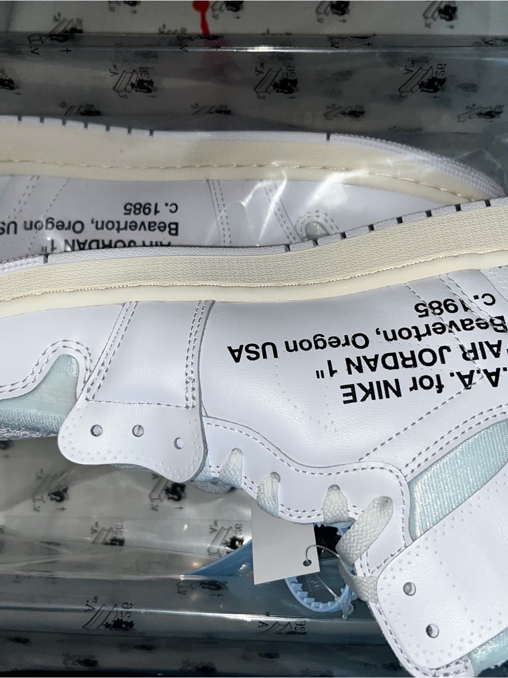 Nike virtual Alaska White Low-Top Leather Sneaker with Cream Trim